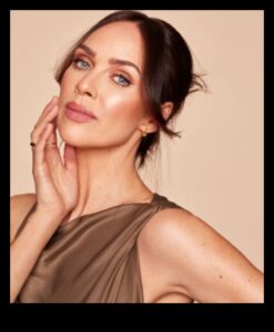 Vai jūsu grims ir mūžīgs? Aptveriet mūžīgu skaistumu ar dabīgu grimu